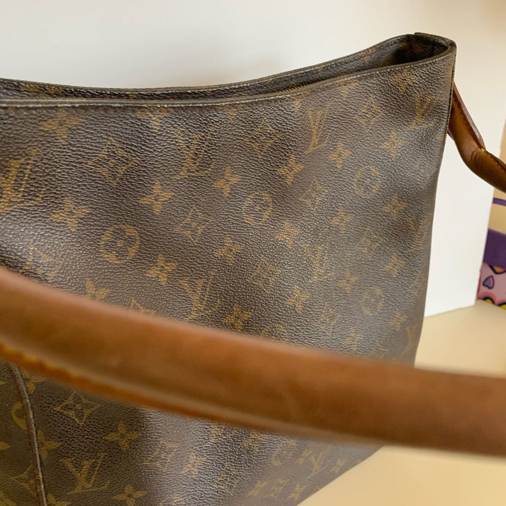 LOUIS VUITTON LOOPING CANVAS BAG - Picture 5 of 15